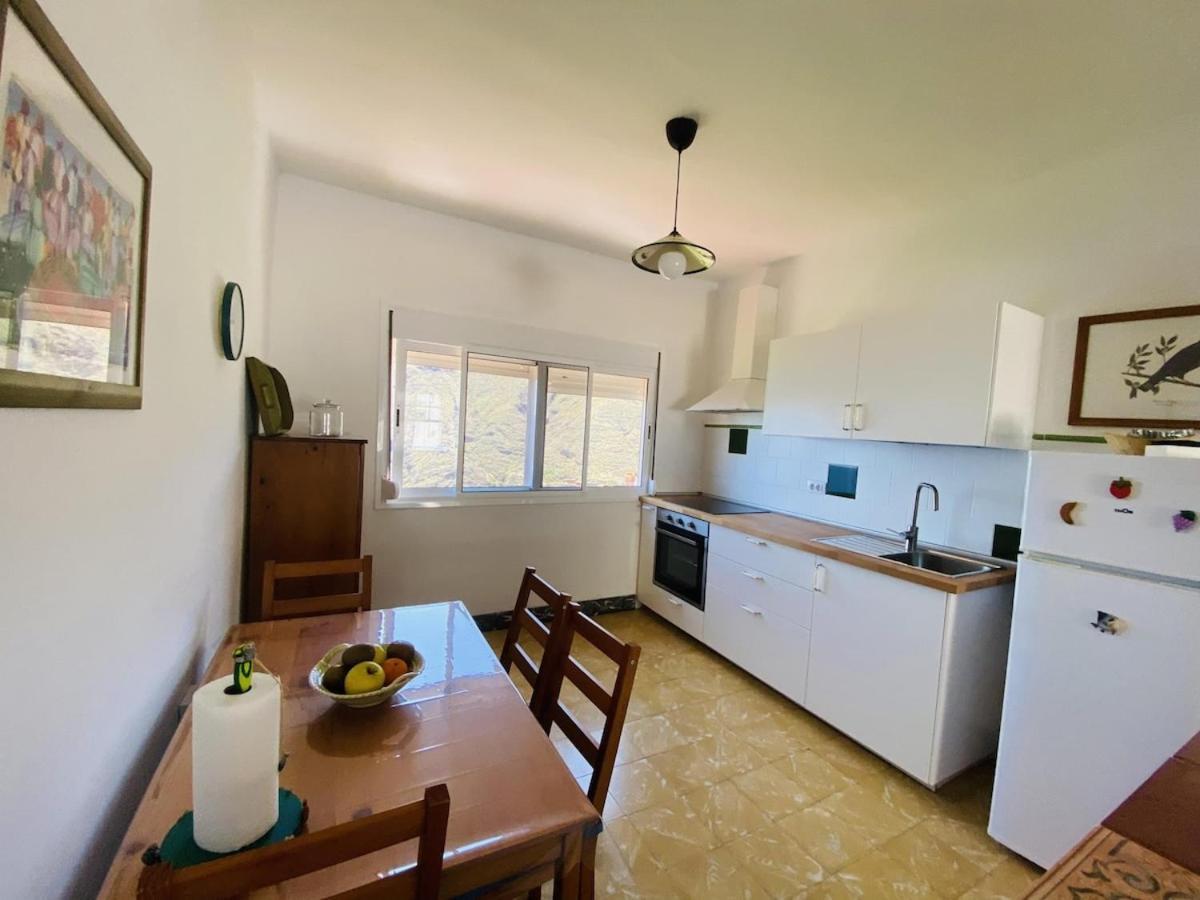 Lightbooking Hermigua Vista Al Mar Y Al Teide Ngoại thất bức ảnh